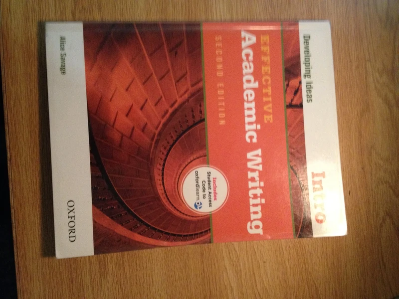 Effective Academic Writing Second Edition: Introductory: Student Book