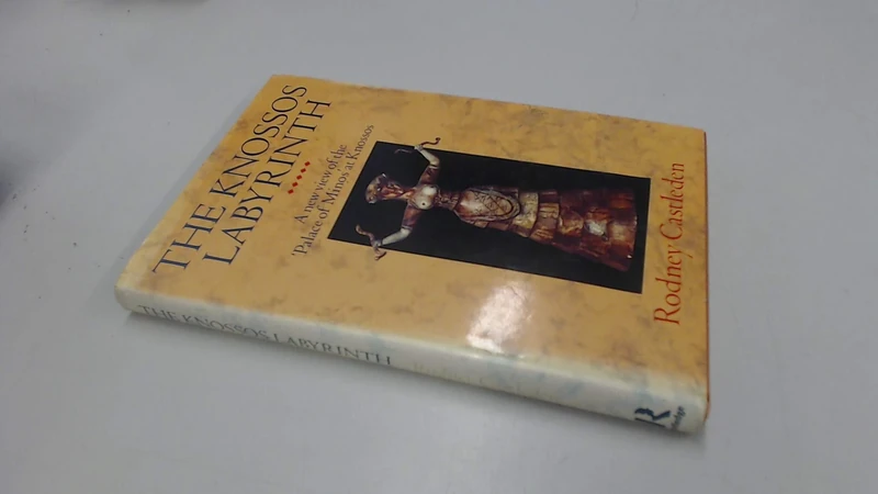 The Knossos Labyrinth: A New View of the `Palace of Minos' at Knossos