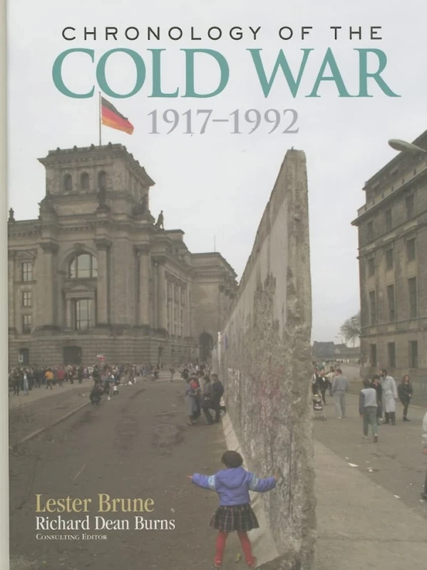 Routledge Chronology of the Cold War: 1917-1992 History Book