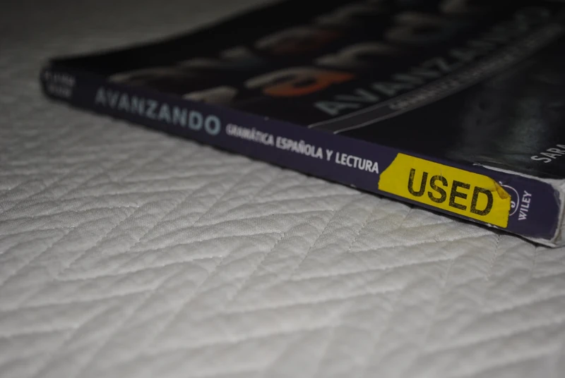 Avanzando: Gramática española y lectura
