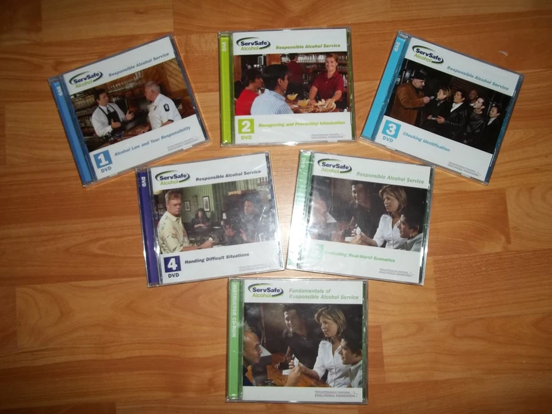 ServSafe Alcohol Instructor DVD Toolkit (DVD 5, Instructor′s Guide, Instructor CD–ROM, Coursebook w/Exam) - Image 1