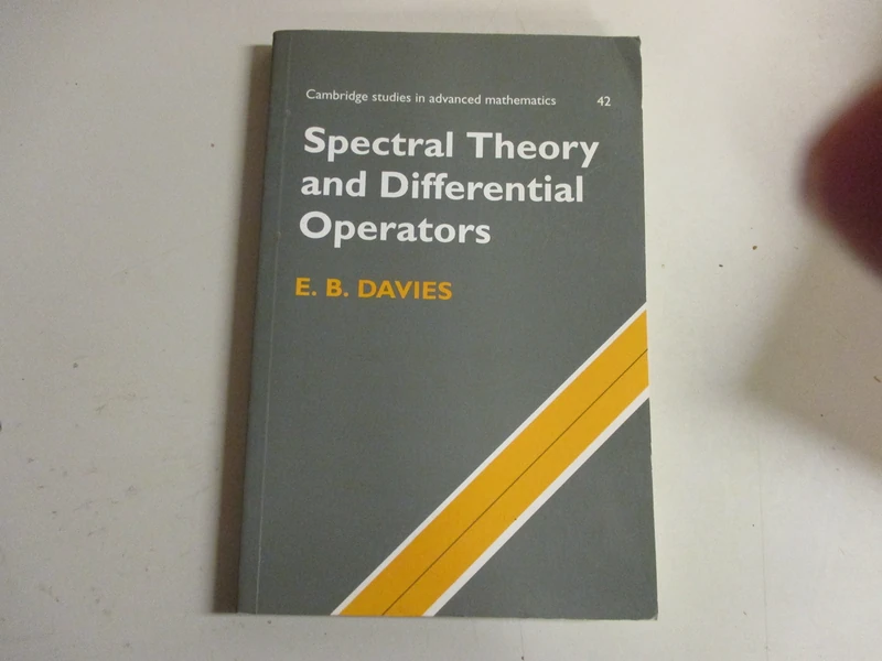 Spectral Theory and Differential Op: 42 (Cambridge Studies in Advanced Mathematics, Series Number 42)
