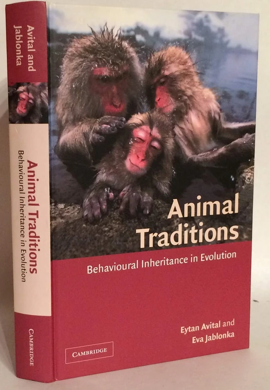 Animal Traditions: Behavioural Inheritance in Evolution