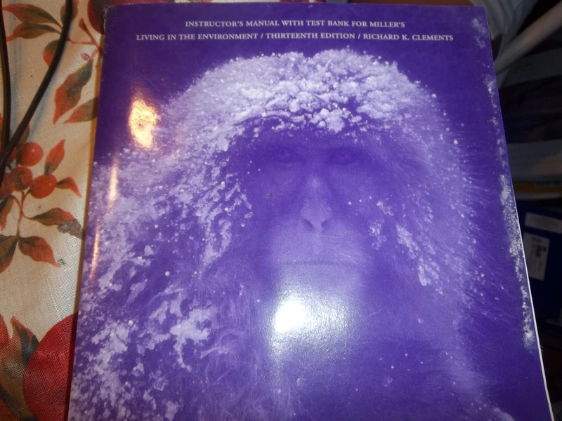 Cengage Learning Living in Environment - Engineering Textbook