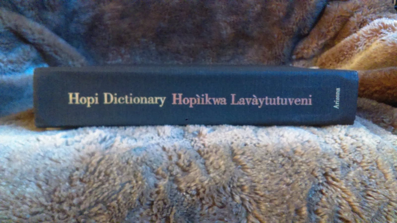 Hopi Dictionary/Hopikwa Lavytutuveni: A Hopi-English Dictionary of the Third Mesa Dialect