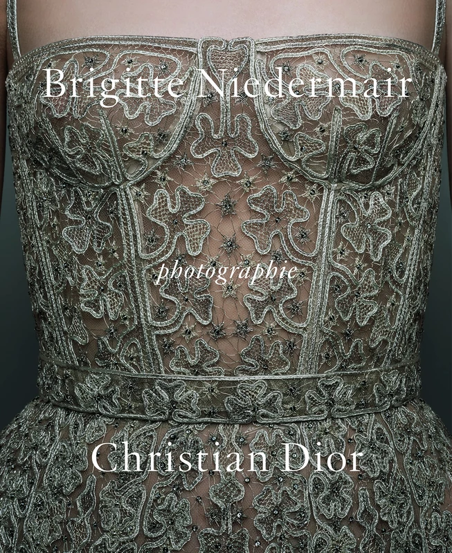 PHOTOGRAPHIE: DIOR PAR BRIGITTE NIEDERMAIR