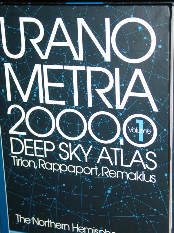 Uranometria 2000.0: Deep Sky Atlas, Tirion, Rappaport, Remaklus : The Northern Hemisphere to - 6 degree: 1 - Image 1