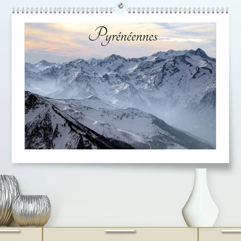 Pyrénéennes (Premium, hochwertiger DIN A2 Wandkalender 2022, Kunstdruck in Hochglanz): La chaîne des Pyrénées aux quatre saisons (Calendrier mensuel, 14 Pages )