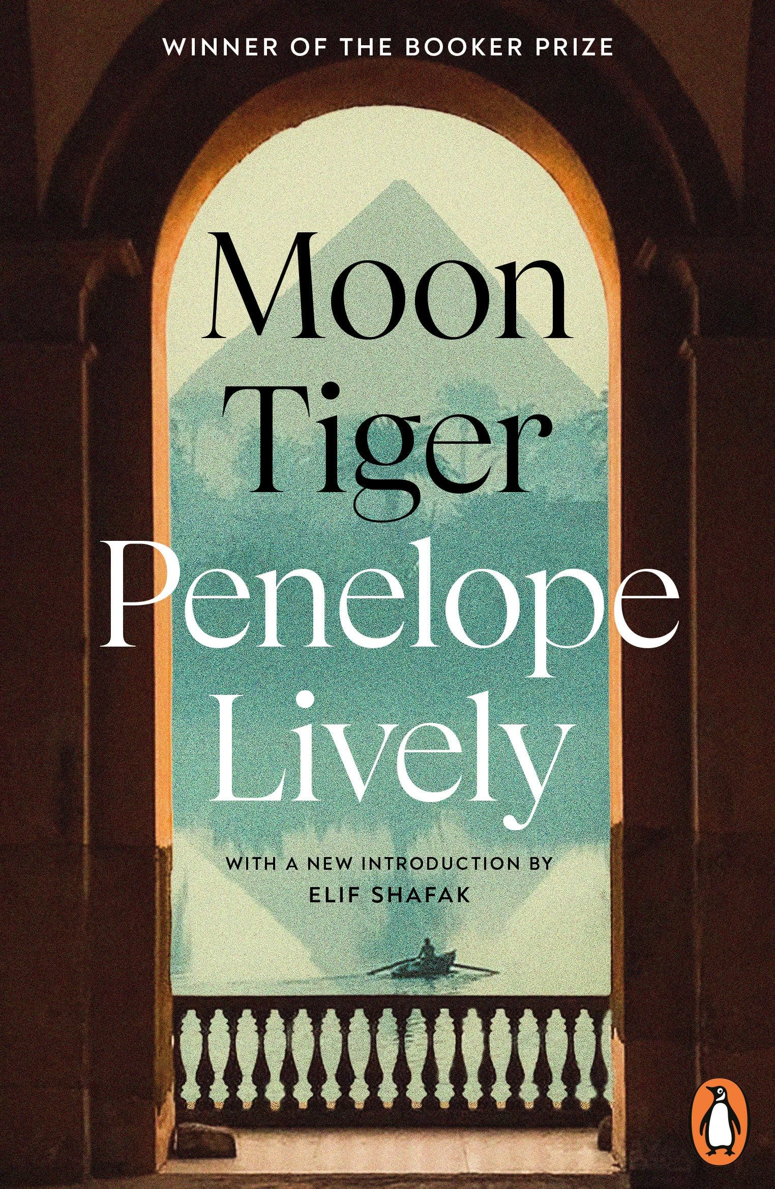 Moon Tiger: Winner of the Booker Prize