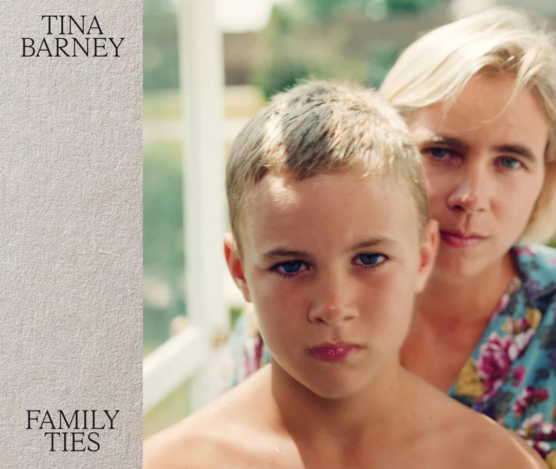 Tina Barney: Family Ties - Image 1