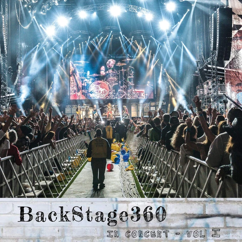 In Concert - Vol I: Images and Articles from the Shows: 1