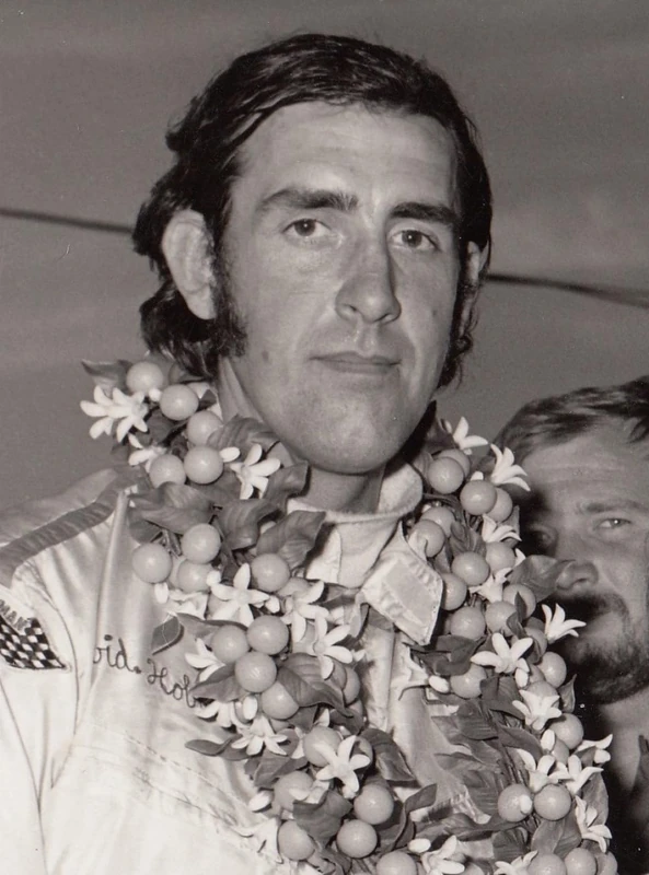 Hobbo : Motor-Racer, Motor Mouth: The Autobiography of David Hobbs