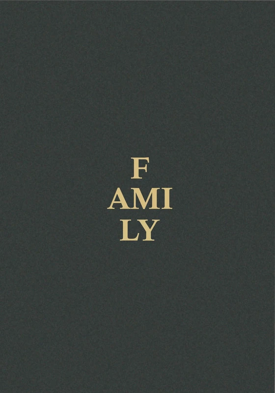 Family: A Contemporary Portrait by Magnum Photographers and Guest Artists