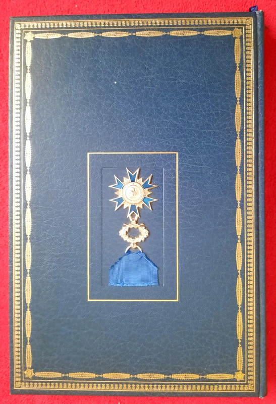 L'Ordre national du mérite - une distinction citoyenne