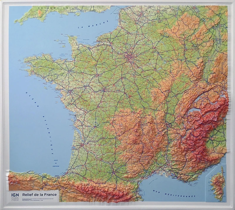 France relief: 60904 - Image 1