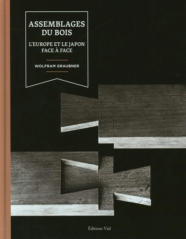 Assemblages du bois: L'Europe et le japon face à face