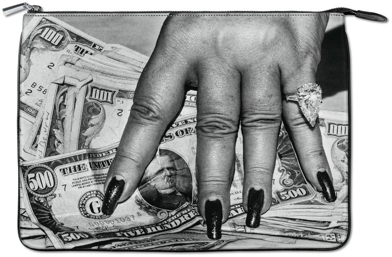 Taschen Pouch. Helmut Newton Fat Hand and Dollars