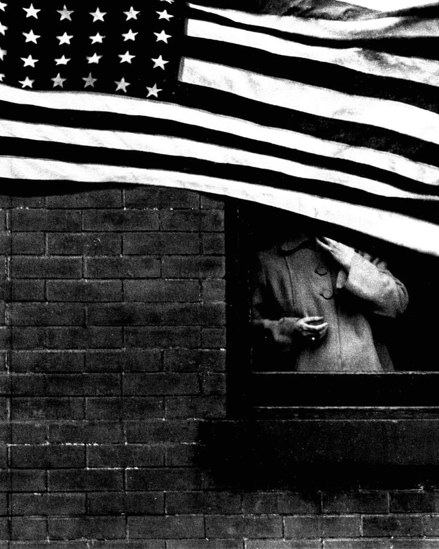 American Photography: America through photographers' eyes