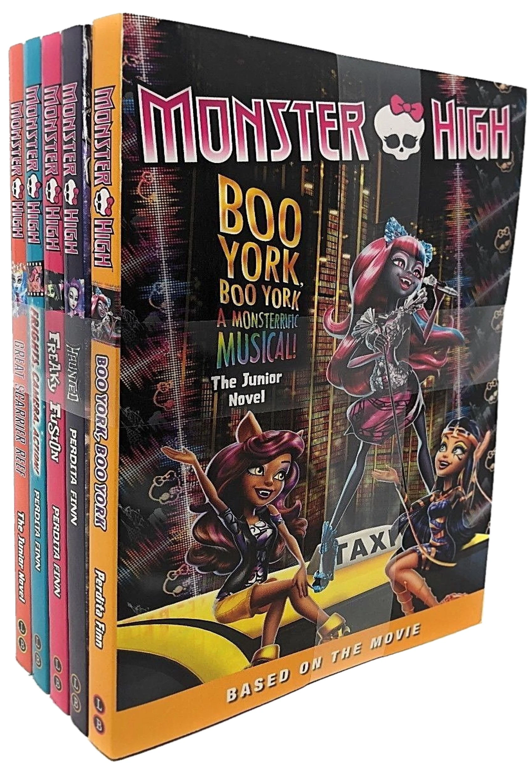 Monster High Junior Novel Collection 5 Books Set By Perdita Finn (Boo York Boo York A Monsterrific Musical, Haunted, Freaky Fusion, Frights Camera Action, Great Scarrier Reef)