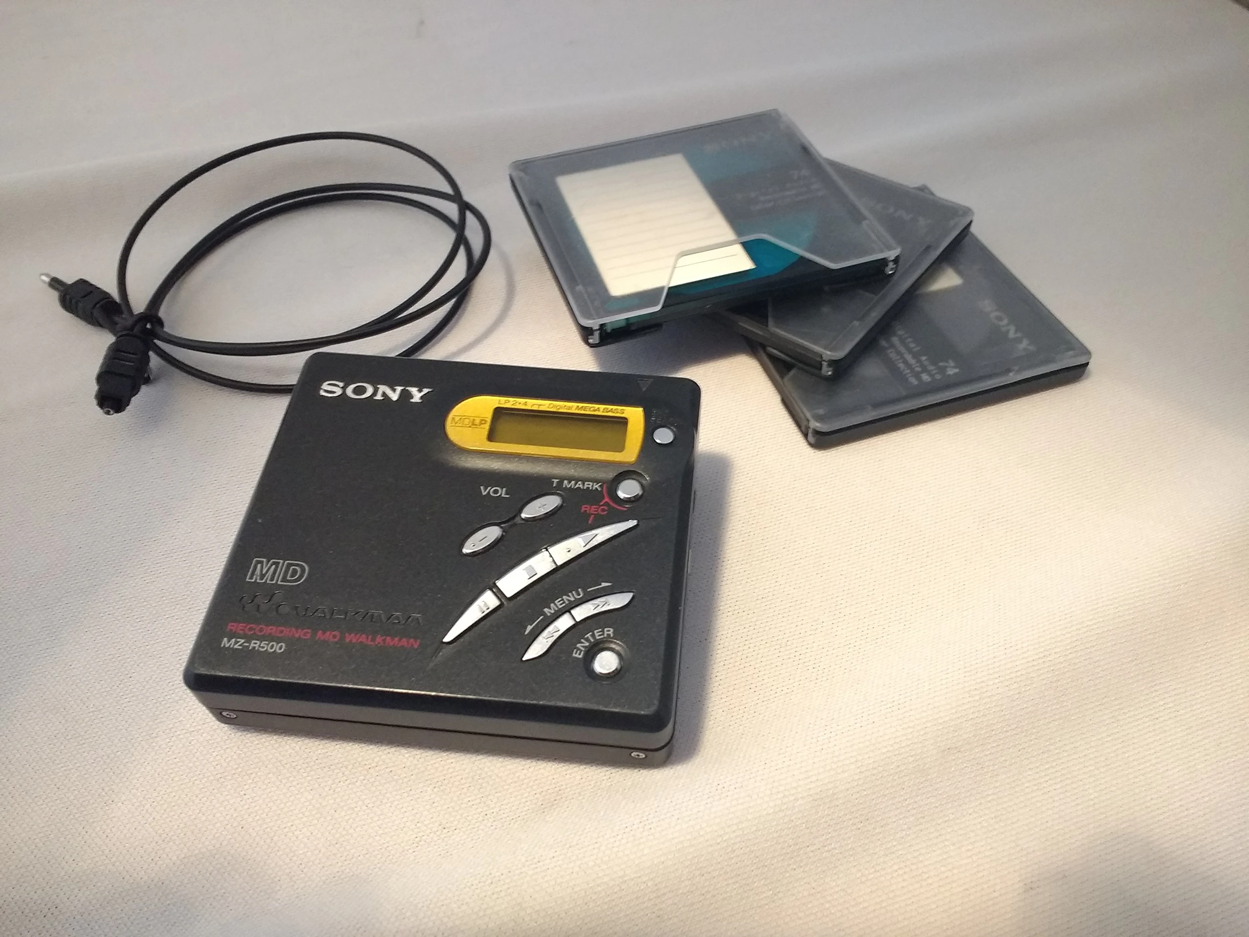 Sony MZ-R500/B Portable Mini Disc Player