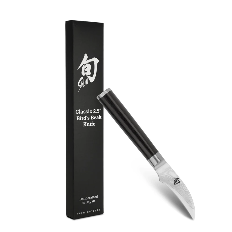 KAI Shun Classic Japanese Paring Knife 6.5 cm Blade Length - Damascus Knife 32 Layers VG MAX Core - 61 (±1) HRC - Pakkawood Handle - Made in Japan - Forged Tourné Knife