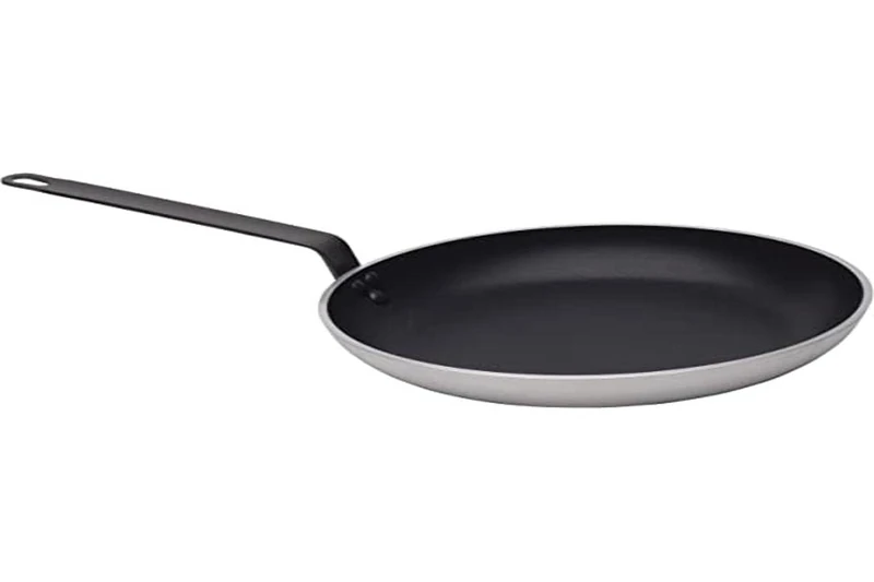 MasterClass Professional Non Stick Frying Pan, Heavy Duty, Aluminium, 32 cm (12.6") , Black and Silver - Image 1