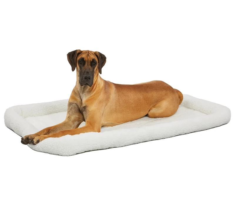 MidWest Homes for Pets QuietTime Giant Dog Bed – White Fleece Bolster, Ultra-Soft and Machine Washable, Fits 137 cm Crates and Carriers, for XXL Breed Dogs