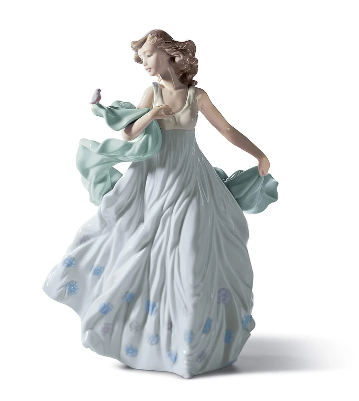 LLADRÓ Summer Serenade Woman Figurine. Porcelain Figure Figure.