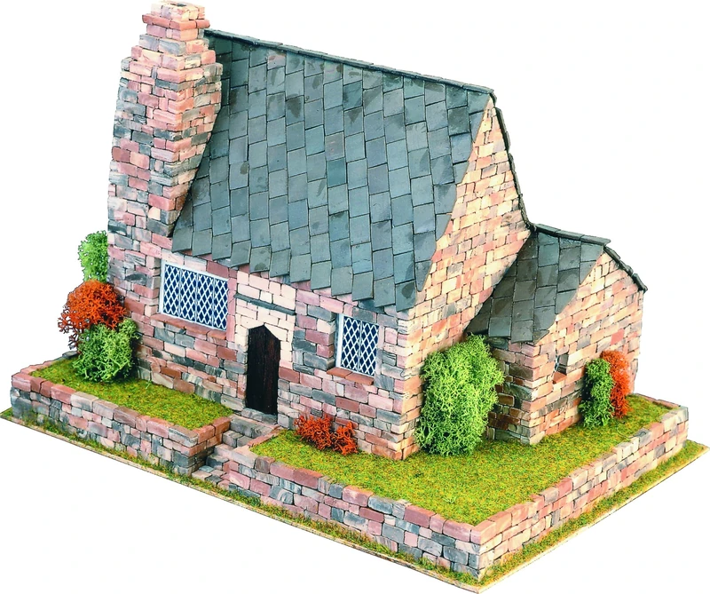 Domus Kits Domus Kits40302 1:50 Scale Country 5 House Model (2291-Piece)