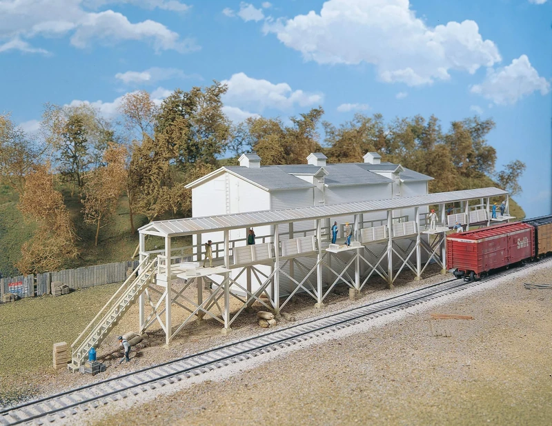 Walthers Cornerstone Series Kit HO Scale Ice House and Icing Platform,grey, 8