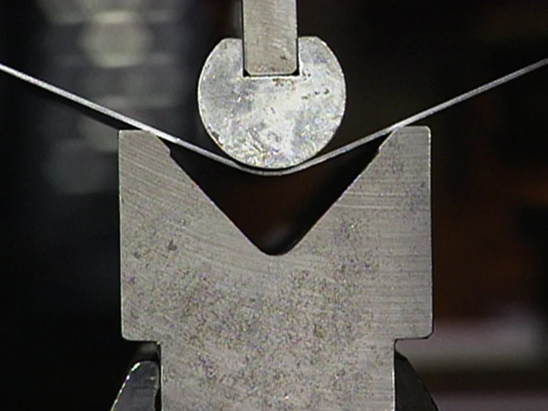 Sheet Metal Shearing and Bending [DVD]