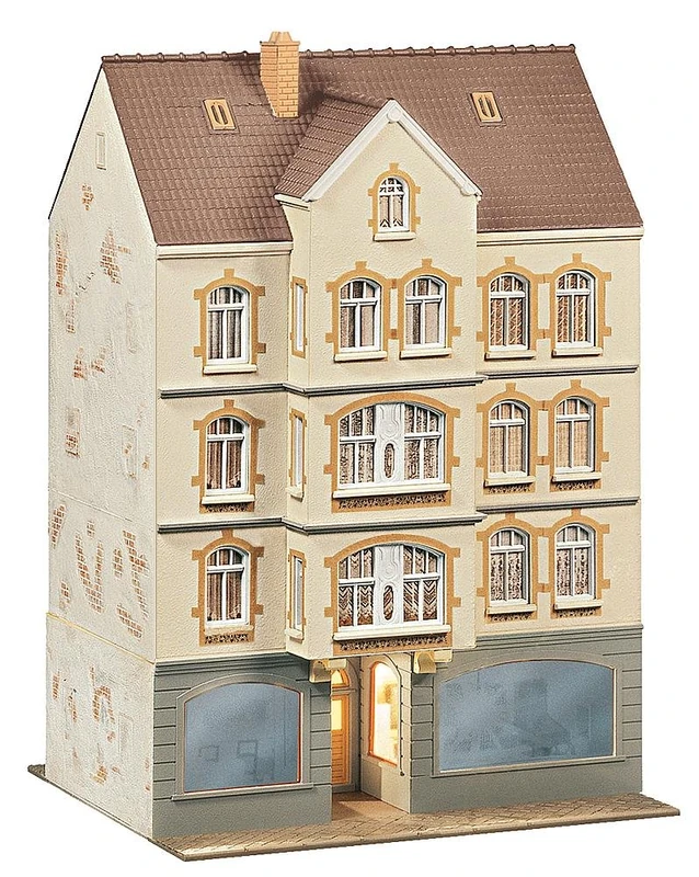 FALLER 130447 Town House with Pub 135 x 125 x 200 mm