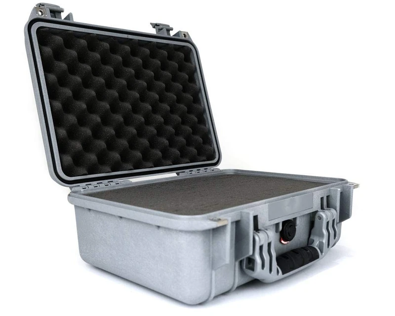 PELI 1450 Impact Resistant Protective Case, IP67 Watertight and Dustproof, 31L Capacity, Made in Germany, With Customisable Foam Insert, Silver