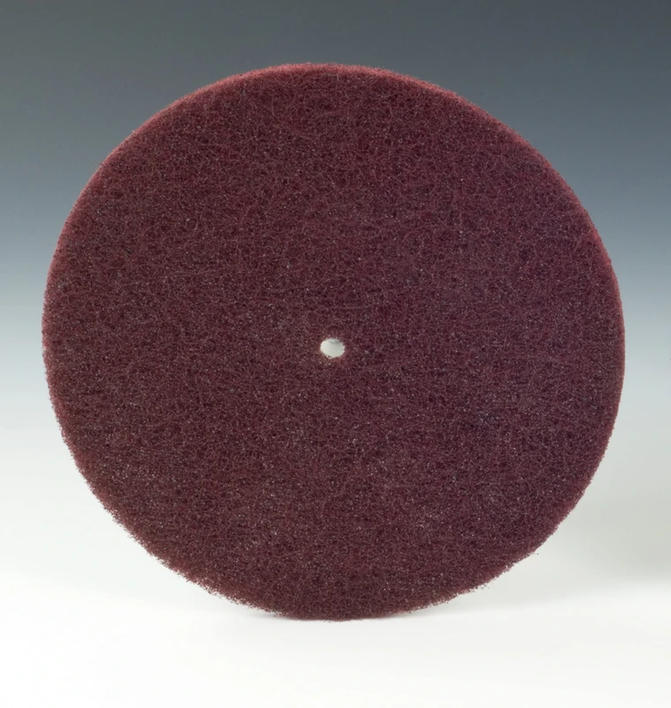 Scotch-Brite Light Deburring Disc - Very Fine Grit Aluminum Oxide - Metal Deburring, Cleaning and FInishing Disc - Stackable - 6" x 1/2"