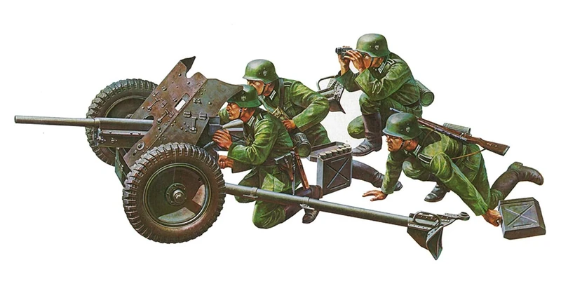 Tamiya Pak 35/36 Anti-Tank Gun Model Kit 1:35 Scale with 4 Figures