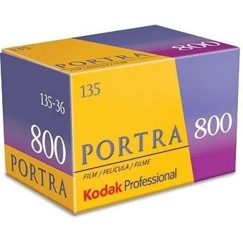 Kodak Professional PORTRA 800, ISO 135, 35-pic, 1 Pack – Colour Photographic Film (ISO 135, 35-pic, 1 Pack, 1 pc (S))