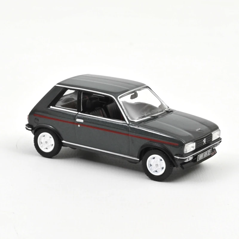 Norev Miniature, Metal Adult, 1/43 - Image 1
