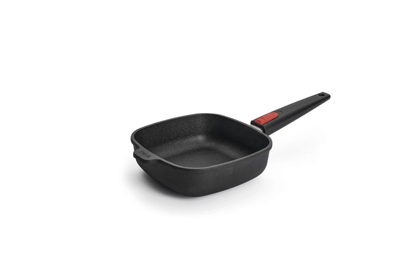 Woll Titanum Nowo Cast Iron Frying Pan, 20 cm