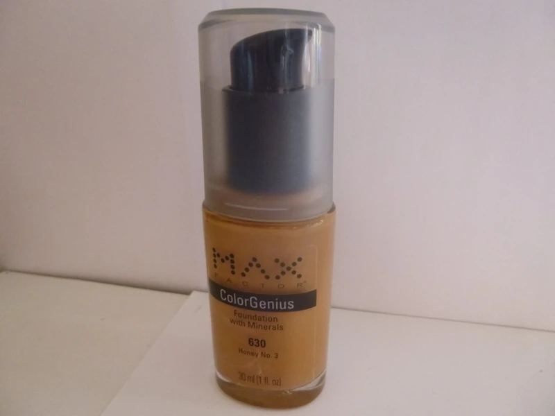 Max Factor ColorGenius Foundation Honey No3
