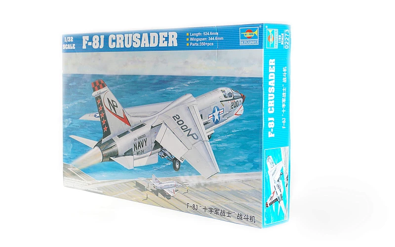 Trumpeter 1:32 - Vought F-8J Crusader - Image 1