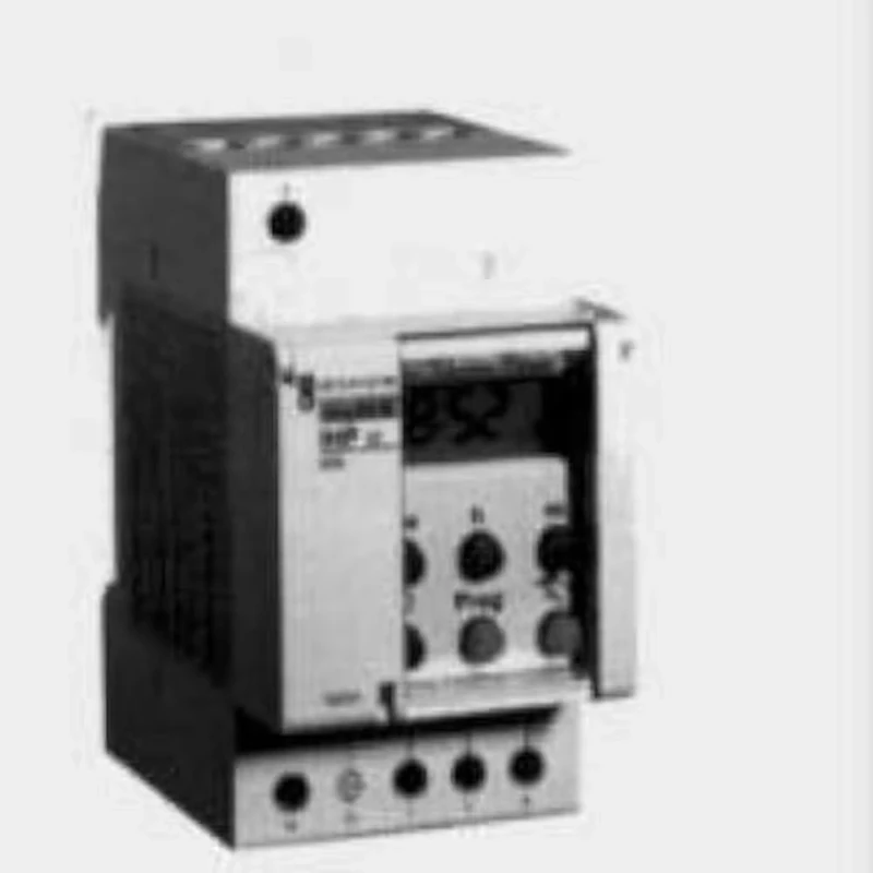 Schneider Elec PBT – CCB 40 03 – Timer Switch Weekly IHP 5 Year 2.5 Modules 2 canal-16 a