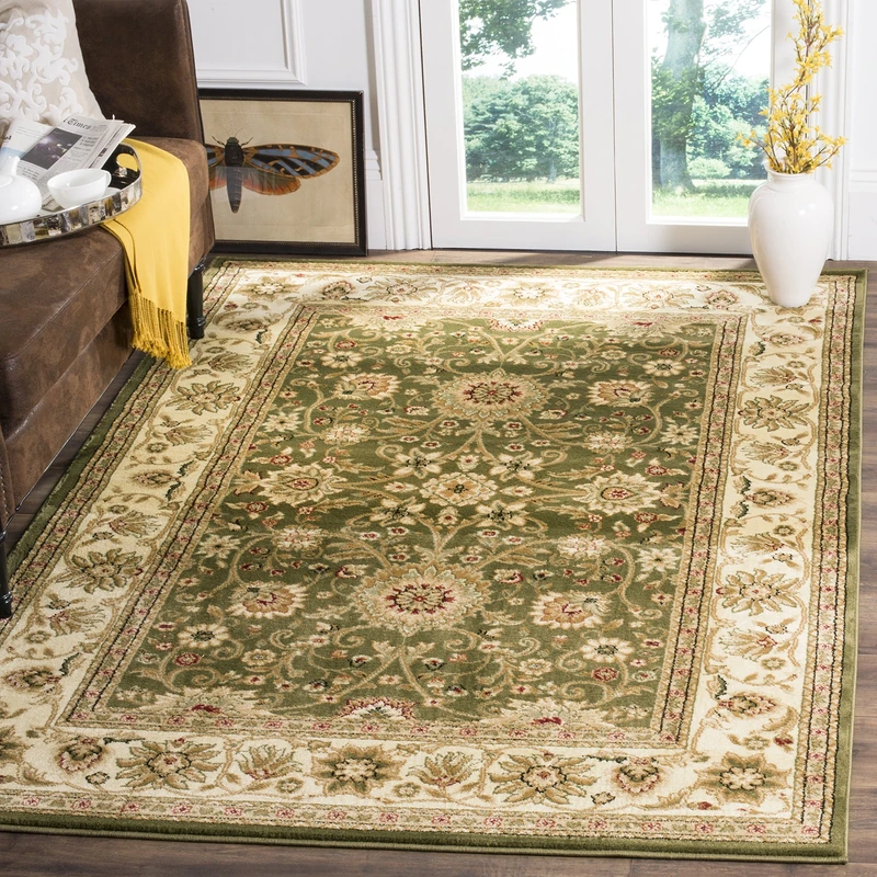 Safavieh Traditional Rug for Living Room, Dining Room, Bedroom - Lyndhurst Collection, Short Pile, in Sage and Ivory, 200 x 300 cm