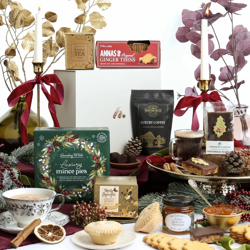 Little Taste of Christmas Luxury Hamper - Festive Sweet & Savoury Treats Food for Couples, Family, Women, Men Gourmet Gifts, Box