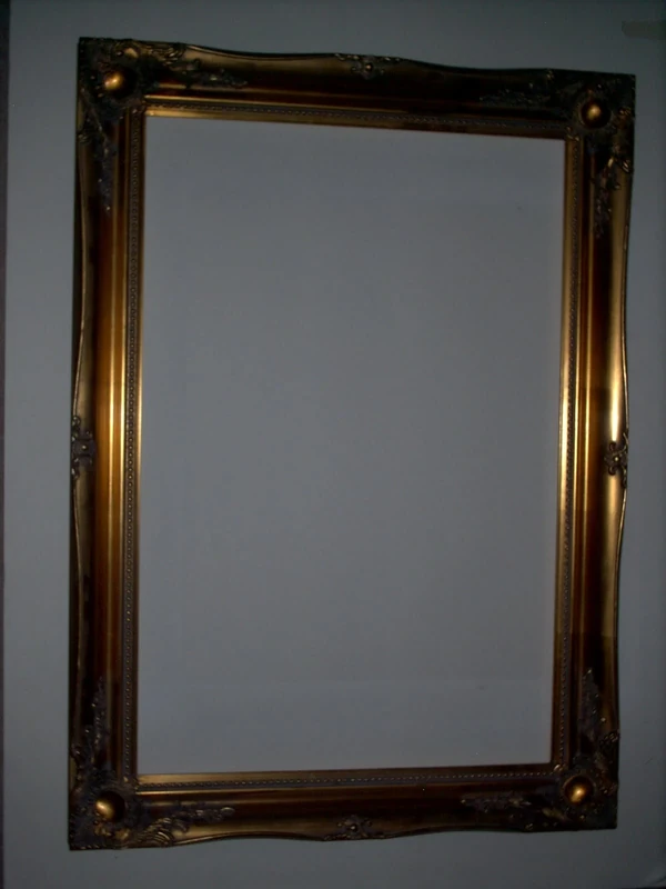 MirrorOutlet Stunning French Shabby Chic Gold Antique Style Decorative Swept Framed Poster.