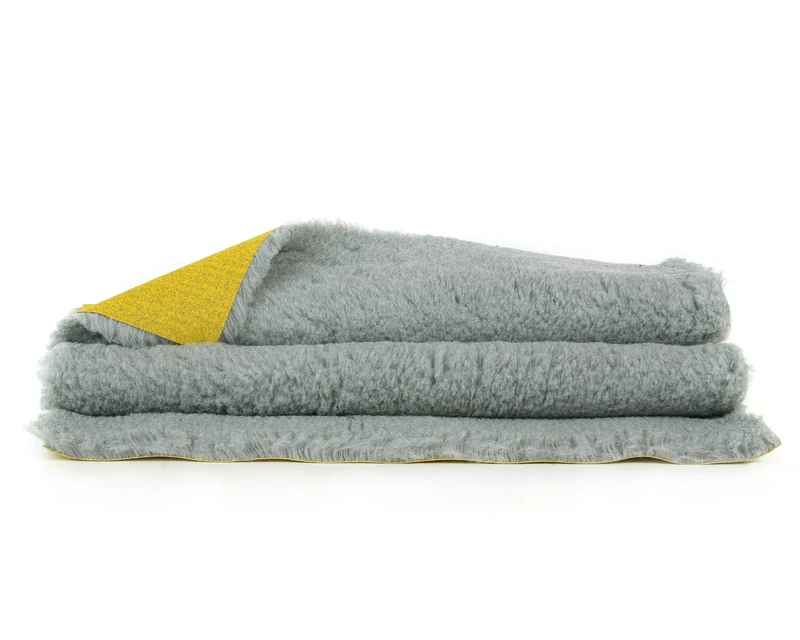 Petlife Vetbed Gold for Dog/ Cat, 10 m x 75 cm, Grey