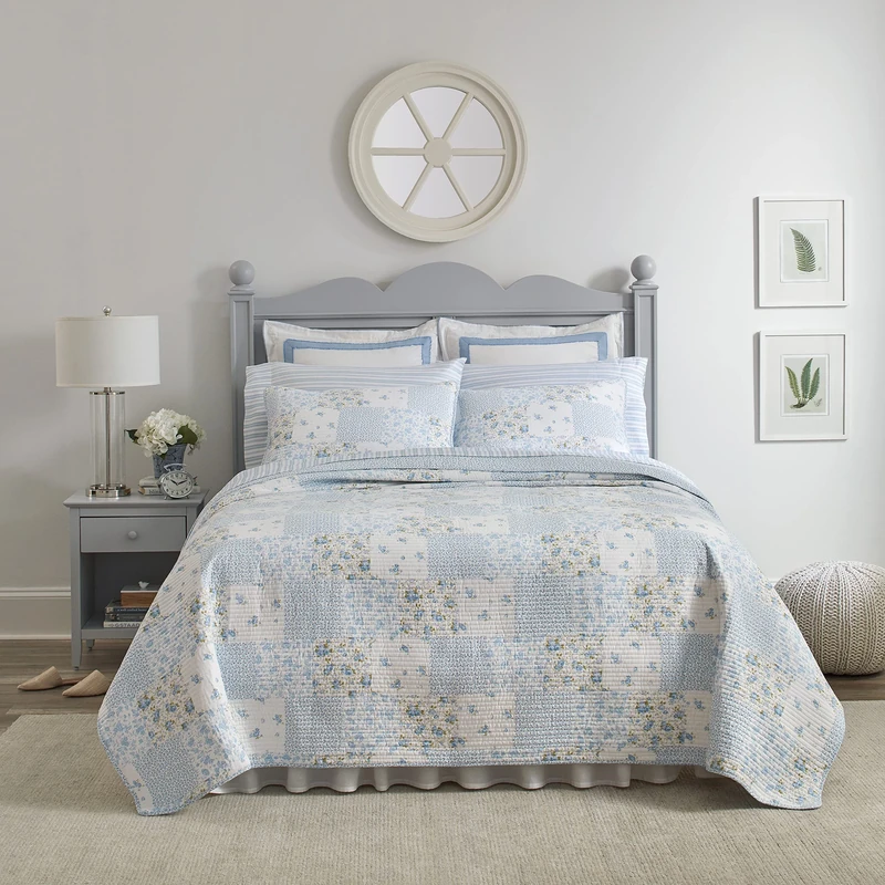 Laura Ashley - King Quilt Set, Cotton Reversible Bedding with Matching Shams, Bedroom Decor Ideal for All Seasons (Kenna Blue, King)