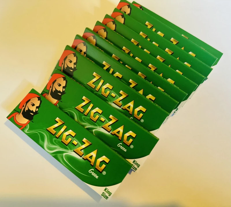 Zig Zag Green King Size Cigarette Rolling Papers - 10 Packets