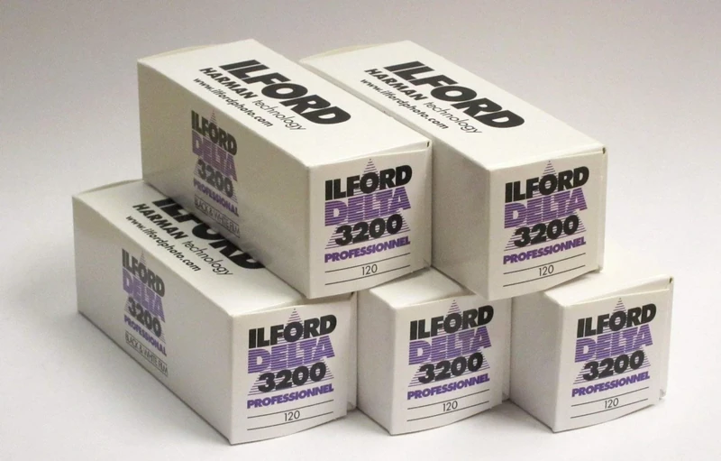 Ilford Delta 3200 120 Black & White Film - 5 Pack Professional