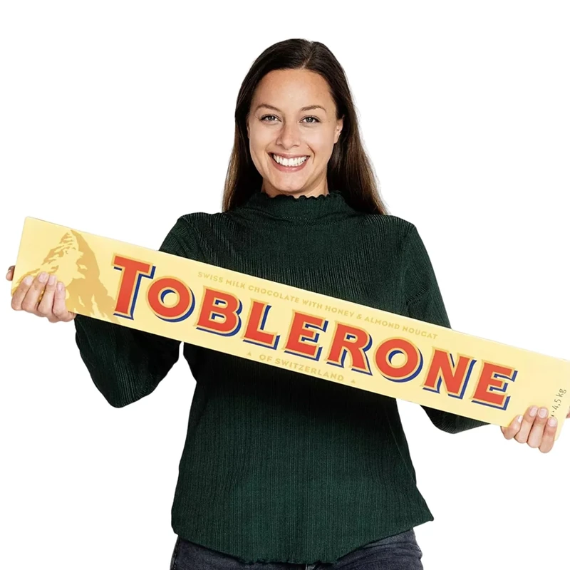 Toblerone Milk Chocolate Bar, Smooth Milk Chocolate with Honey and Almond Nougat, Christmas Treat for Sharing or Gifting, 4.5kg (Pack of 1)