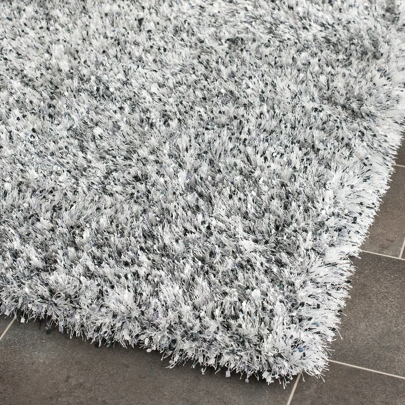 SAFAVIEH Shaggy Rug for Living Room, Dining Room, Bedroom - Malibu Shag Collection, Short Pile, in Silver, 76 X 122 cm - Image 1